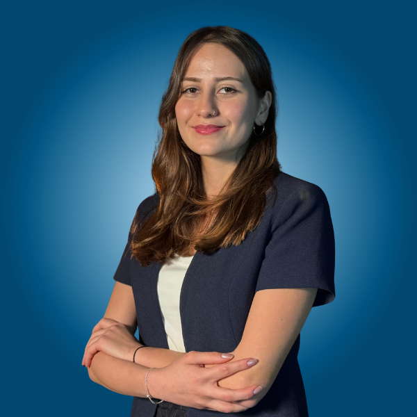 Melek Nur Öztunç